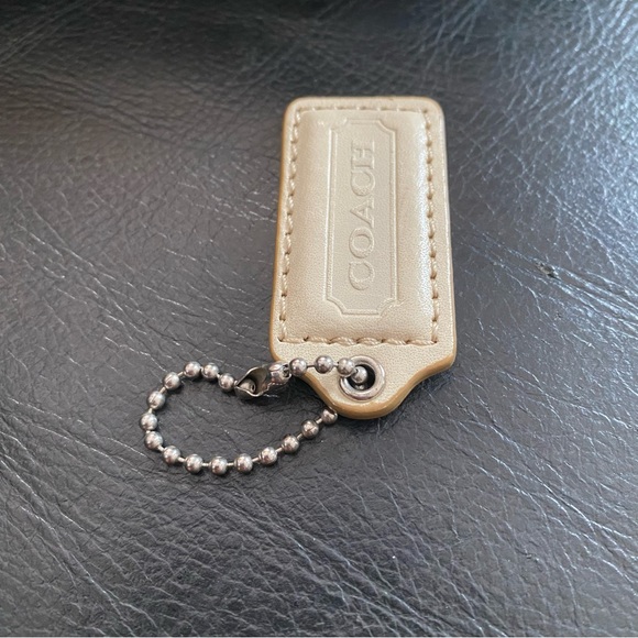 Coach keychain - Picture 5 of 8